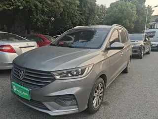 Baojun 360 2019 купить из Китая, цена 1 105 000 ₽ — Suifenhe Auto