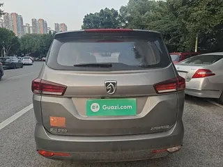 Baojun 360 2019 купить из Китая, цена 1 105 000 ₽ — Suifenhe Auto