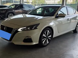 Nissan Teana 2019 купить из Китая, цена 1 989 000 ₽ — Suifenhe Auto