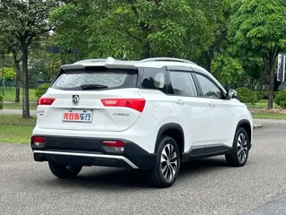 Baojun 530 2020 купить из Китая, цена 1 154 000 ₽ — Suifenhe Auto