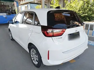 Honda Fit 2021 купить из Китая, цена 1 391 000 ₽ — Suifenhe Auto