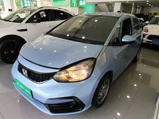 Honda Fit 2021 купить из Китая, цена 1 315 000 ₽ — Suifenhe Auto