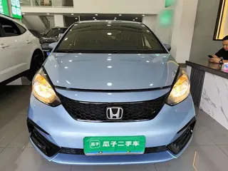 Honda Fit 2021 купить из Китая, цена 1 315 000 ₽ — Suifenhe Auto