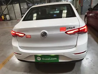 Buick Excelle GT 2021 купить из Китая, цена 1 350 000 ₽ — Suifenhe Auto