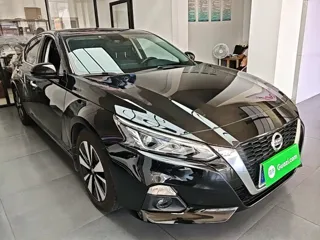 Nissan Teana 2022 купить из Китая, цена 1 940 000 ₽ — Suifenhe Auto