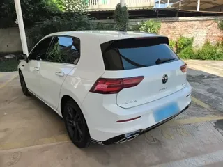 Volkswagen Golf 2021 купить из Китая, цена 1 778 000 ₽ — Suifenhe Auto