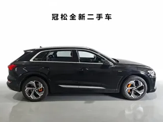Audi e-tron 2021 купить из Китая, цена 5 024 000 ₽ — Suifenhe Auto