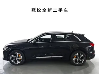 Audi e-tron 2021 купить из Китая, цена 5 024 000 ₽ — Suifenhe Auto