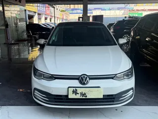 Volkswagen Golf 2021 купить из Китая, цена 1 704 000 ₽ — Suifenhe Auto