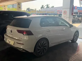Volkswagen Golf 2021 купить из Китая, цена 1 704 000 ₽ — Suifenhe Auto