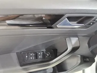 Volkswagen T-Roc 2022 купить из Китая, цена 1 427 000 ₽ — Suifenhe Auto