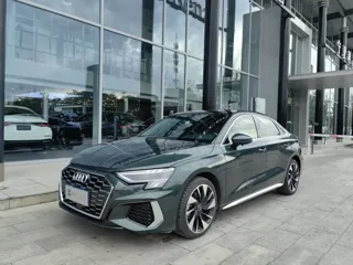 Audi A3 2022 купить из Китая, цена 1 716 000 ₽ — Suifenhe Auto