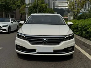 Volkswagen Lavida 2022 купить из Китая, цена 1 387 000 ₽ — Suifenhe Auto
