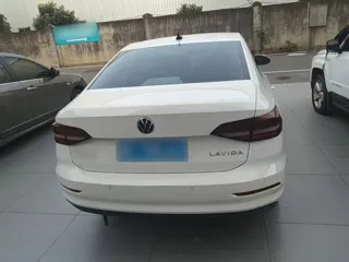 Volkswagen Lavida 2022 купить из Китая, цена 1 266 000 ₽ — Suifenhe Auto