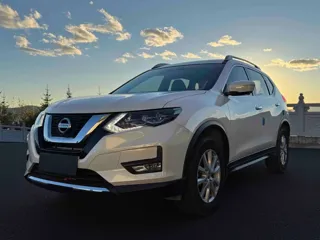 Nissan X-Trail 2023 купить из Китая, цена 2 235 000 ₽ — Suifenhe Auto