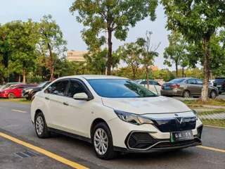 Venucia D60 EV 2023 купить из Китая, цена 1 232 000 ₽ — Suifenhe Auto