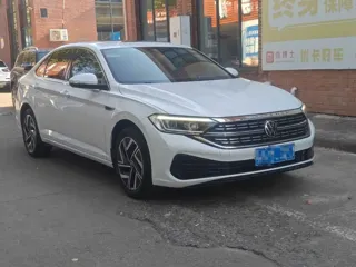 Volkswagen Sagitar 2022 купить из Китая, цена 1 699 000 ₽ — Suifenhe Auto