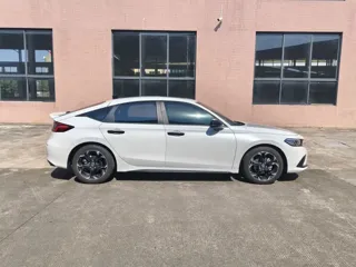 Honda Civic 2024 купить из Китая, цена 2 975 000 ₽ — Suifenhe Auto