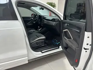 Audi Q3 2023 купить из Китая, цена 2 533 000 ₽ — Suifenhe Auto
