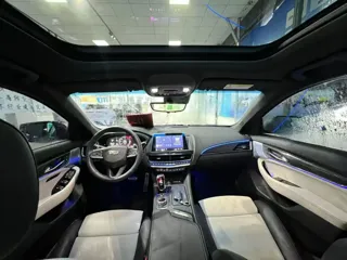 Cadillac CT5 2024 купить из Китая, цена 4 970 000 ₽ — Suifenhe Auto