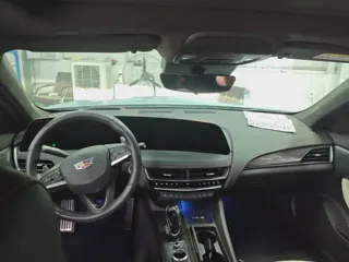 Cadillac CT5 2025 купить из Китая, цена 5 476 000 ₽ — Suifenhe Auto