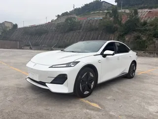 Deepal SL03 2024 купить из Китая, цена 3 048 000 ₽ — Suifenhe Auto