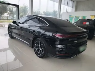 BYD Han 2024 купить из Китая, цена 4 467 000 ₽ — Suifenhe Auto