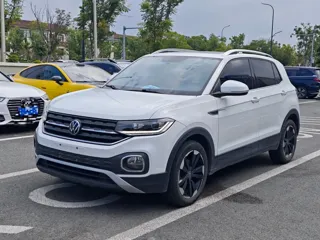 Volkswagen Tacqua 2020 купить из Китая, цена 1 417 000 ₽ — Suifenhe Auto