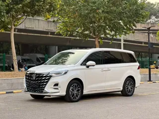 Roewe iMAX8 2025 купить из Китая, цена 4 246 000 ₽ — Suifenhe Auto