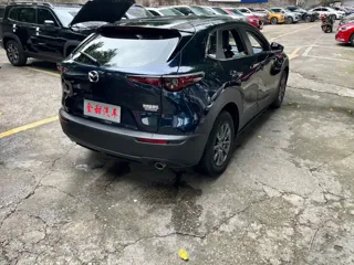 Mazda CX-30 2020 купить из Китая, цена 1 973 000 ₽ — Suifenhe Auto