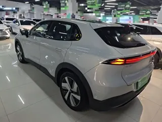 Deepal S05 2024 купить из Китая, цена 3 513 000 ₽ — Suifenhe Auto