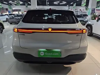 Deepal S05 2024 купить из Китая, цена 3 513 000 ₽ — Suifenhe Auto