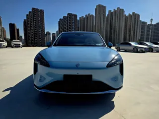 Baojun Yunhai 2024 купить из Китая, цена 2 845 000 ₽ — Suifenhe Auto