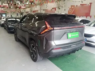 Geely Boyue 2025 купить из Китая, цена 2 666 000 ₽ — Suifenhe Auto