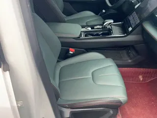 Geely Boyue 2025 купить из Китая, цена 2 619 000 ₽ — Suifenhe Auto