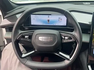 Geely Boyue 2025 купить из Китая, цена 2 619 000 ₽ — Suifenhe Auto