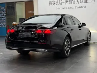 Mercedes-Benz E-Class 2024 купить из Китая, цена 8 119 000 ₽ — Suifenhe Auto