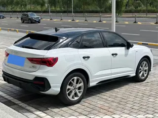 Audi Q3 Sportback 2023 купить из Китая, цена 2 745 000 ₽ — Suifenhe Auto