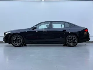 BMW i5 2025 купить из Китая, цена 9 367 000 ₽ — Suifenhe Auto