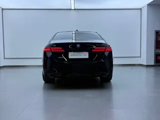 BMW i5 2025 купить из Китая, цена 9 367 000 ₽ — Suifenhe Auto