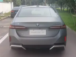 BMW i5 2025 купить из Китая, цена 9 367 000 ₽ — Suifenhe Auto