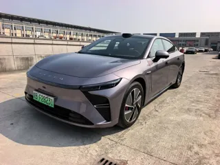 EXEED Sterra ES 2025 купить из Китая, цена 3 892 000 ₽ — Suifenhe Auto
