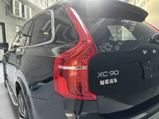 Volvo XC90 2025 купить из Китая, цена 7 162 000 ₽ — Suifenhe Auto