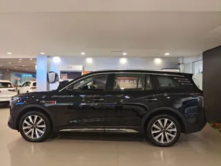Hongqi HS7 2025 купить из Китая, цена 4 677 000 ₽ — Suifenhe Auto