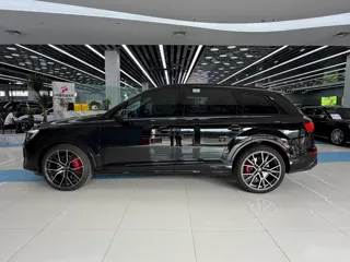 Audi Q7 2025 купить из Китая, цена 11 548 000 ₽ — Suifenhe Auto