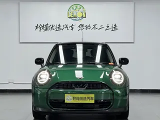 MINI Cooper 2025 купить из Китая, цена 3 169 000 ₽ — Suifenhe Auto