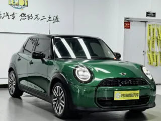 MINI Cooper 2025 купить из Китая, цена 3 169 000 ₽ — Suifenhe Auto