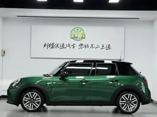 MINI Cooper 2025 купить из Китая, цена 3 169 000 ₽ — Suifenhe Auto