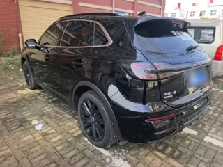 Hongqi HS5 2025 купить из Китая, цена 4 195 000 ₽ — Suifenhe Auto
