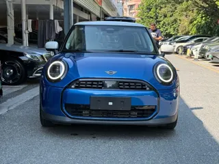 MINI Cooper 2025 купить из Китая, цена 3 495 000 ₽ — Suifenhe Auto